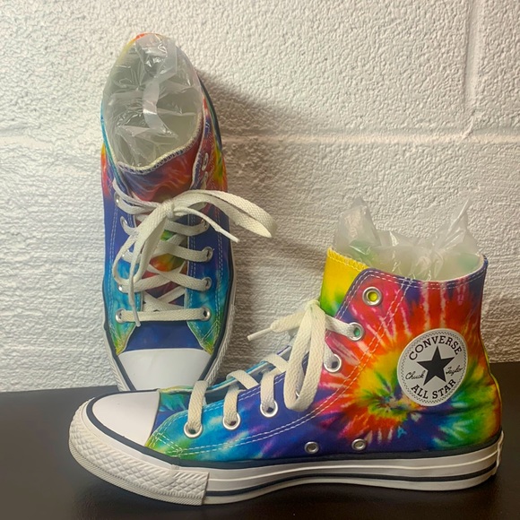 Converse Shoes - Converse High-tops